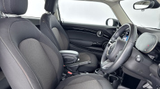 MINI Hatchback 1.5 Cooper Classic 3dr Auto Petrol Hatchback